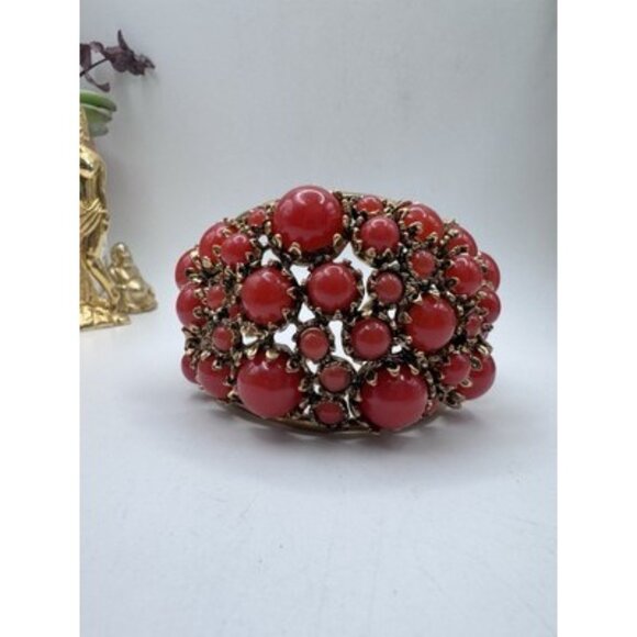 Zara Red Resin Accent Chunky Cuff Bracelet Gold Tone Open-Ended Design NWOT - Picture 10 of 10